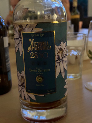 Photo of the rum Floral Rum Series Victoria Amazonica (Catawiki) REV taken from user Johannes