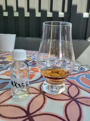 Photo of the rum HTR taken from user zabo