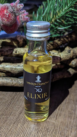 Photo of the rum Santos Dumont XO Elixir taken from user heckto🥃