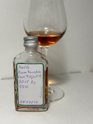 Photo of the rum Cask Project No. 1 taken from user Johannes