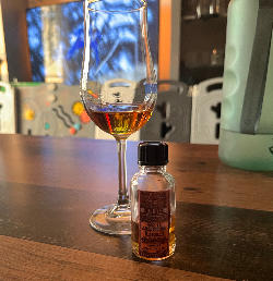 Photo of the rum WR 10 (Kirsch Whisky) taken from user Stuesch
