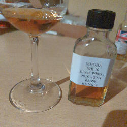 Photo of the rum WR 10 (Kirsch Whisky) taken from user Christian Rudt