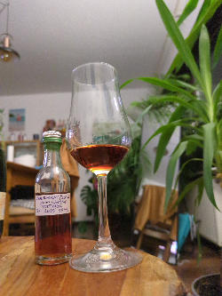 Photo of the rum Chairman‘s Reserve Master's Selection (Dom Whisky) Port Cask taken from user crazyforgoodbooze