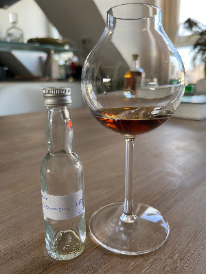 Photo of the rum Full Proof taken from user Serge