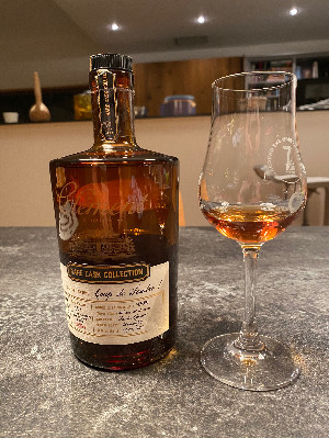 Photo of the rum Rare Cask Collection Coup de Foudre taken from user Jarek