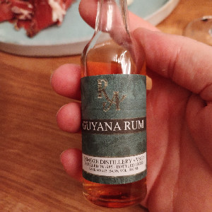 Photo of the rum Rum Artesanal Guyana Rum VSG taken from user Gunnar Böhme "Bauerngaumen" 🤓