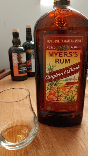 Photo of the rum Myers‘s Original Dark taken from user Nivius