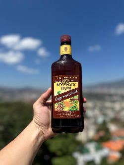 Photo of the rum Myers‘s Original Dark taken from user Christian Lopez