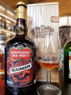 Photo of the rum Kaiman taken from user crazyforgoodbooze