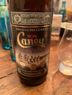 Photo of the rum Añejo Centuria 7 Años taken from user Oli Dekrell