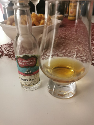 Photo of the rum Trinidad (Bottled for Caksus) taken from user Gregor 