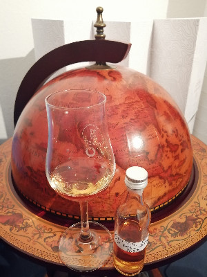 Photo of the rum Trinidad (Bottled for Caksus) taken from user Gunnar Böhme "Bauerngaumen" 🤓