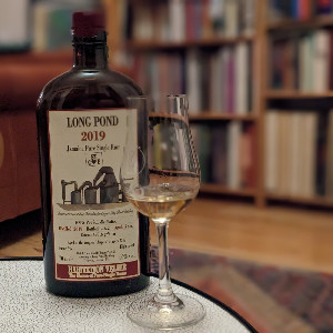 Photo of the rum STC❤️E taken from user lukasdrinkinghabits