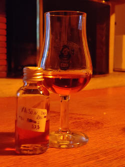 Photo of the rum La Maison du Rhum #5 taken from user Vincent D