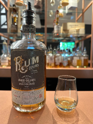 Photo of the rum Rum Explorer Marie-Galante taken from user xJHVx