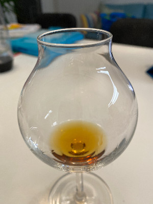 Photo of the rum LMDW taken from user Joachim Guger