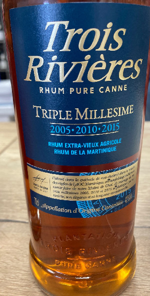 Photo of the rum Triple Millésime 2005-2010-2015 taken from user TheRhumhoe