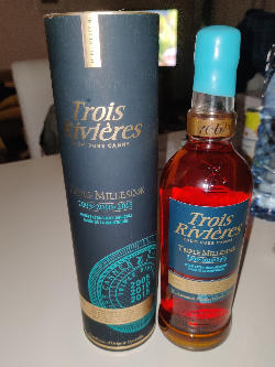 Photo of the rum Triple Millésime 2005-2010-2015 taken from user François Delmotte