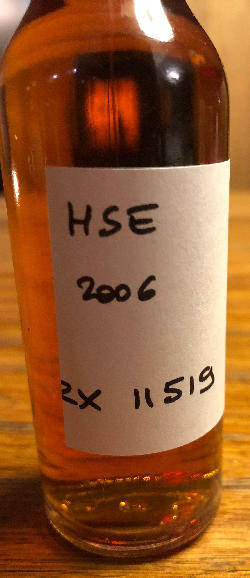 Photo of the rum HSE Single Cask (MEB 2021) taken from user cigares 