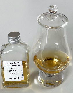 Photo of the rum Wunderkammer Jamaican Pure Single Rum <>H taken from user Thunderbird