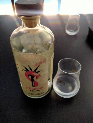 Photo of the rum le flamant rhum taken from user Djehey