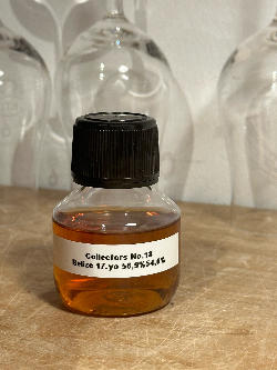 Photo of the rum Collectors Series No. 18 taken from user Johannes