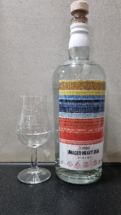 Photo of the rum Flensburg Rum Company Unaged Heavy Rum (Harboring Premium Rum) taken from user Martin Švojgr