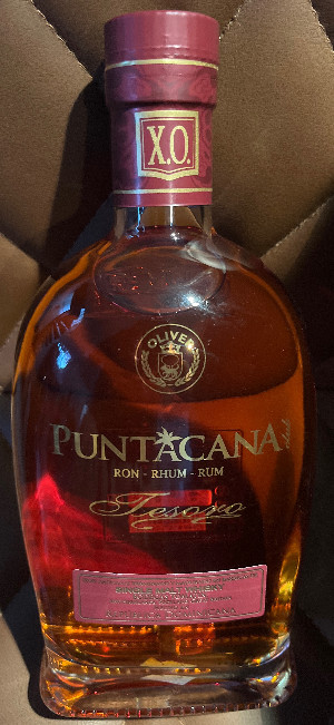Photo of the rum Puntacana Club XO Tresoro taken from user BTHHo 🥃
