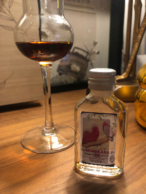 Photo of the rum Demerara Rum Wildlife Series No. 1 taken from user Tschusikowsky