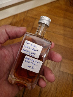 Photo of the rum Fir Bolg Spiced Rum (Whisky Oak Shaving) taken from user Pavel Spacek