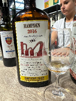Photo of the rum Hampden OWH taken from user Oliver