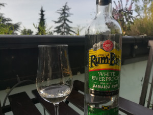 Photo of the rum Rum-Bar White Overproof taken from user Stefan H.