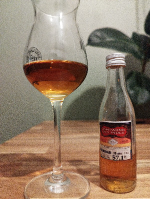 Photo of the rum Trinidad (Bottled for the 1802) taken from user Jeremy Roger 🇫🇷