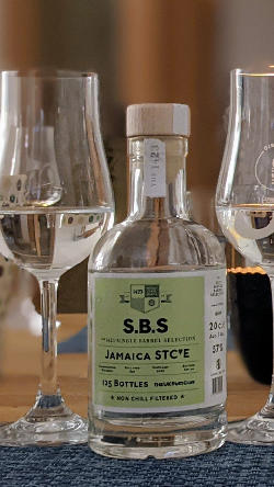 Photo of the rum S.B.S Jamaica STC❤️E - The UK Rum Club STC❤️E taken from user crazyforgoodbooze