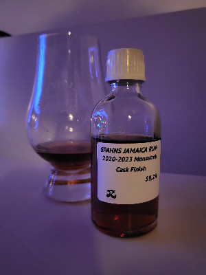 Photo of the rum Jamaika Rum (Monastrell Cask) taken from user zabo