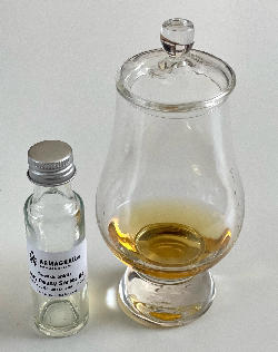 Photo of the rum Easy Peasy No. 4 Grand Arôme taken from user Thunderbird