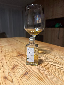 Photo of the rum Plantation Trinidad Mezcal Cask (Luxembourg Shops) taken from user Johannes
