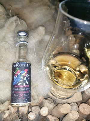 Photo of the rum Jamaica JMM taken from user Gregor 