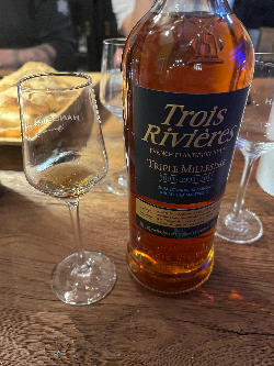 Photo of the rum Triple Millésime 2001-2005-2011 taken from user w00tAN
