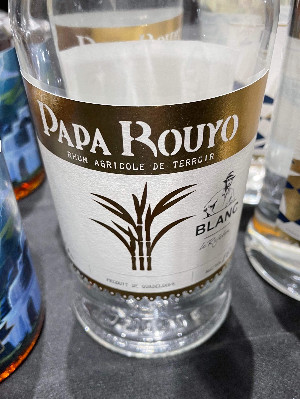 Photo of the rum Papa Rouyo Le Rejeton Blanc taken from user xJHVx