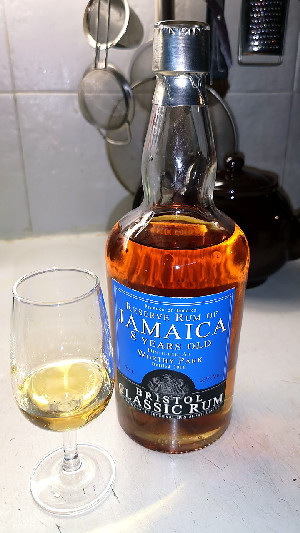 Photo of the rum Reserve Rum of Jamaica taken from user Peter Sjoroos
