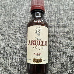 Photo of the rum Abuelo Añejo taken from user Timo Groeger