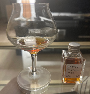 Photo of the rum Demerara Dark Rum taken from user Lawich Lowaine