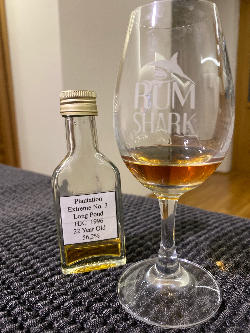 Photo of the rum Plantation Extreme No. 3 HJC taken from user martin slezák