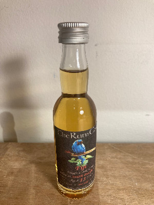 Photo of the rum Fiji taken from user Johannes