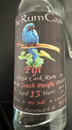 Photo of the rum Fiji taken from user Mentalo