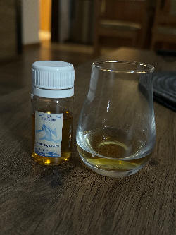 Photo of the rum  taken from user Matej