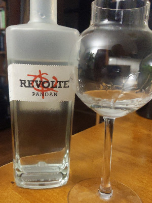 Photo of the rum Pandan Rum taken from user crazyforgoodbooze