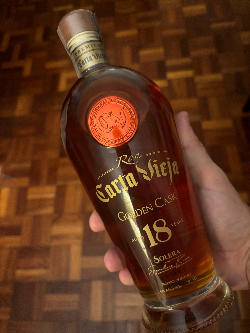Photo of the rum  taken from user Oscar Fernandez