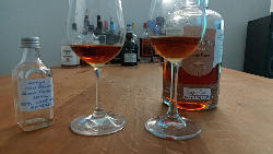 Photo of the rum New Grove Savoir Faire Single Cask (20 Vin) taken from user Nivius